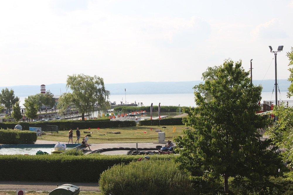 Hotel Al Faro Lodge Podersdorf am See Exterior foto